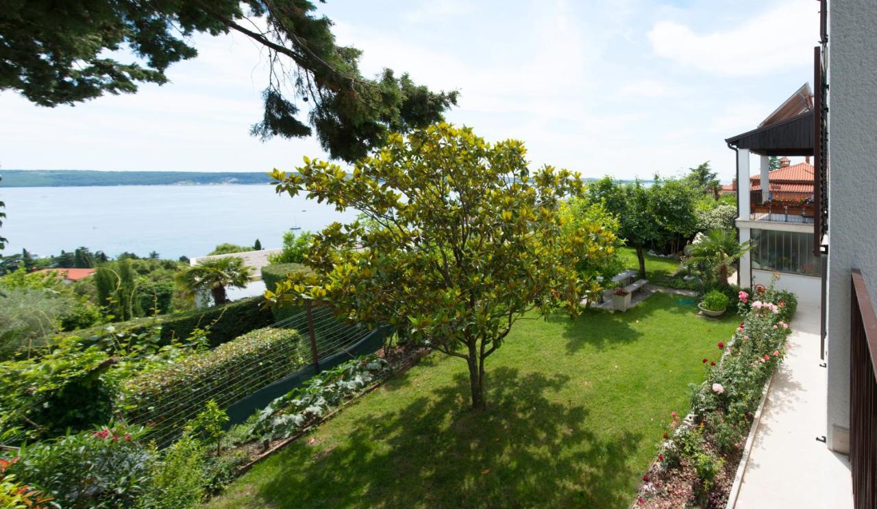 Beautiful Apartment With Picturesque View And Free Parking Порторож Экстерьер фото